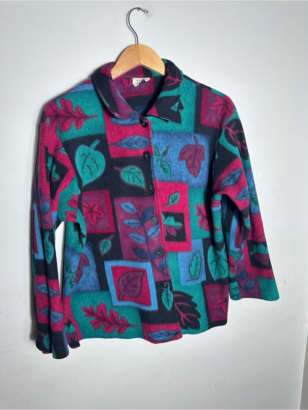 Vintage Teddi Leaf Print Button-Front Fleece Jacket